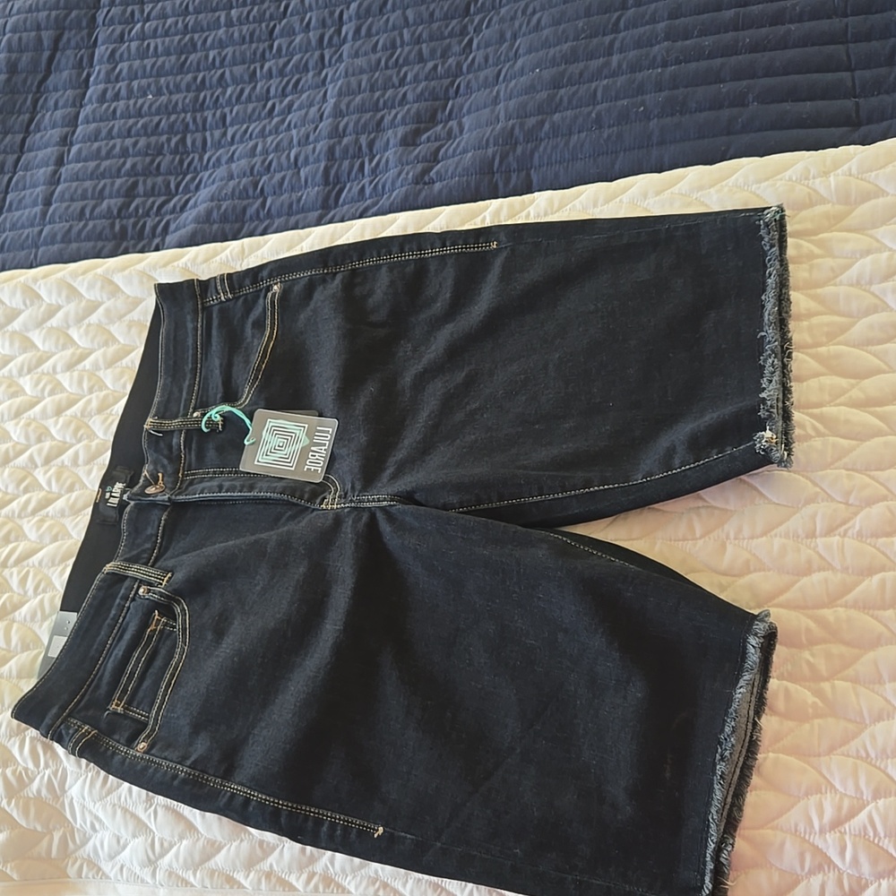 Lularoe Bermuda Shorts sz 32